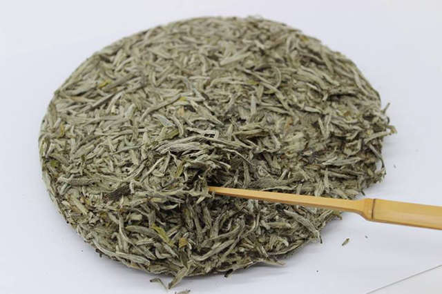 白茶茶饼怎么弄开