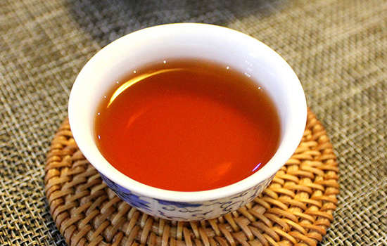 六堡茶是红茶吗