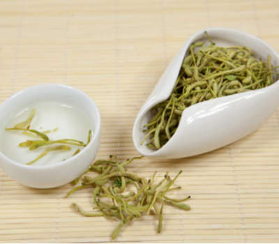金银花茶用多少度水泡