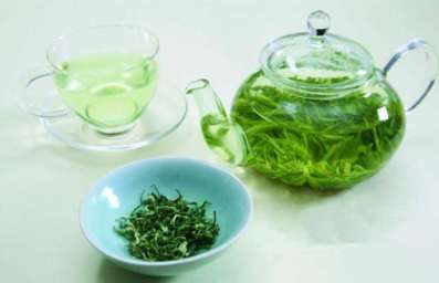信阳毛尖泡出来浑浊